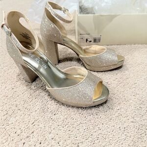 Anne Klein Women's Silver Heels
